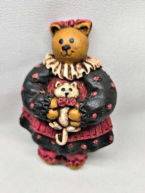 Vintage Collectible Boyds Bears & Friends Folkwear Pin Featuring Bear And Cat